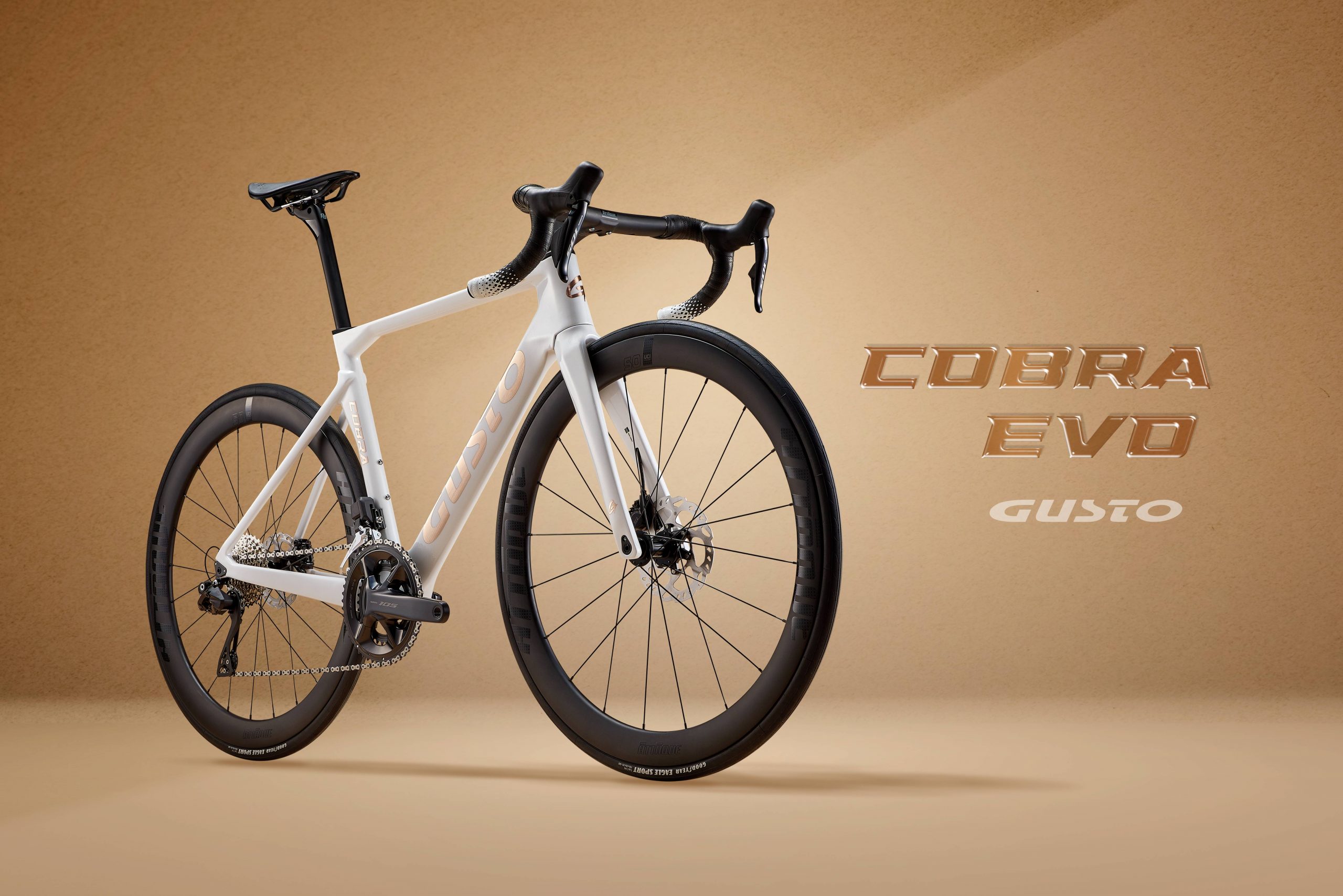 GUSTO COBRA ロードバイク SHIMANO 105 Gusto Cobra EVO Elite - Shimano 105 12 Speed - Thame Cycles